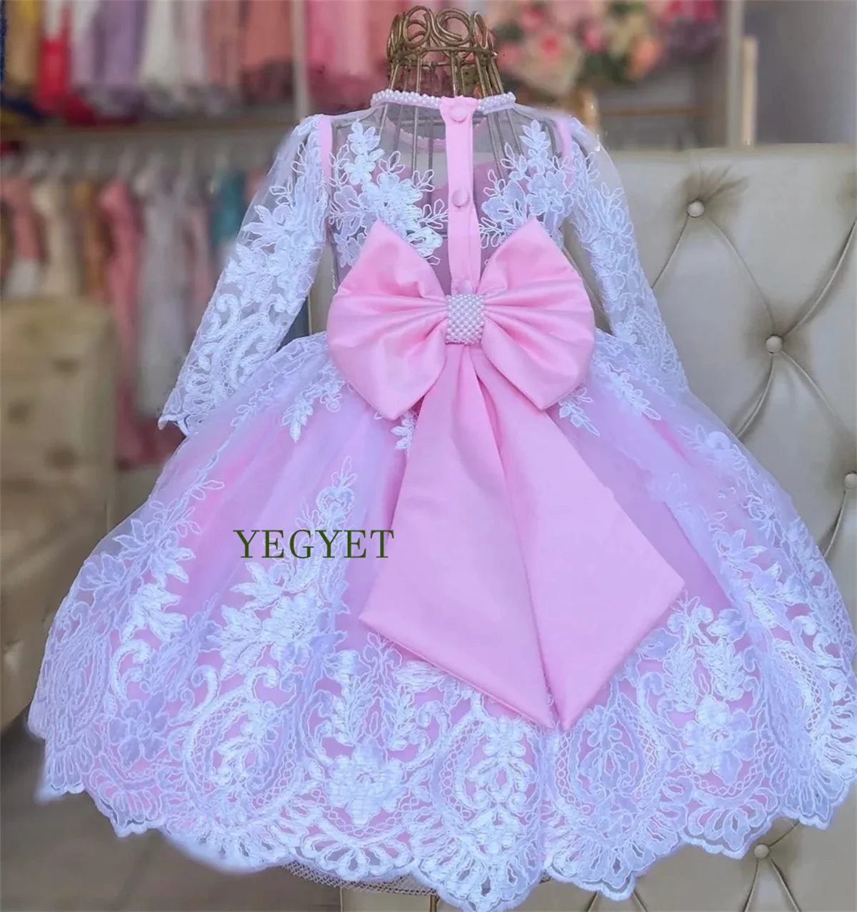 

Puffy Flower Girl Dresses For Wedding Kids 3d Floral Appliques Princess Sheer Neck Birthday Party Ball Gown First Communion Wear