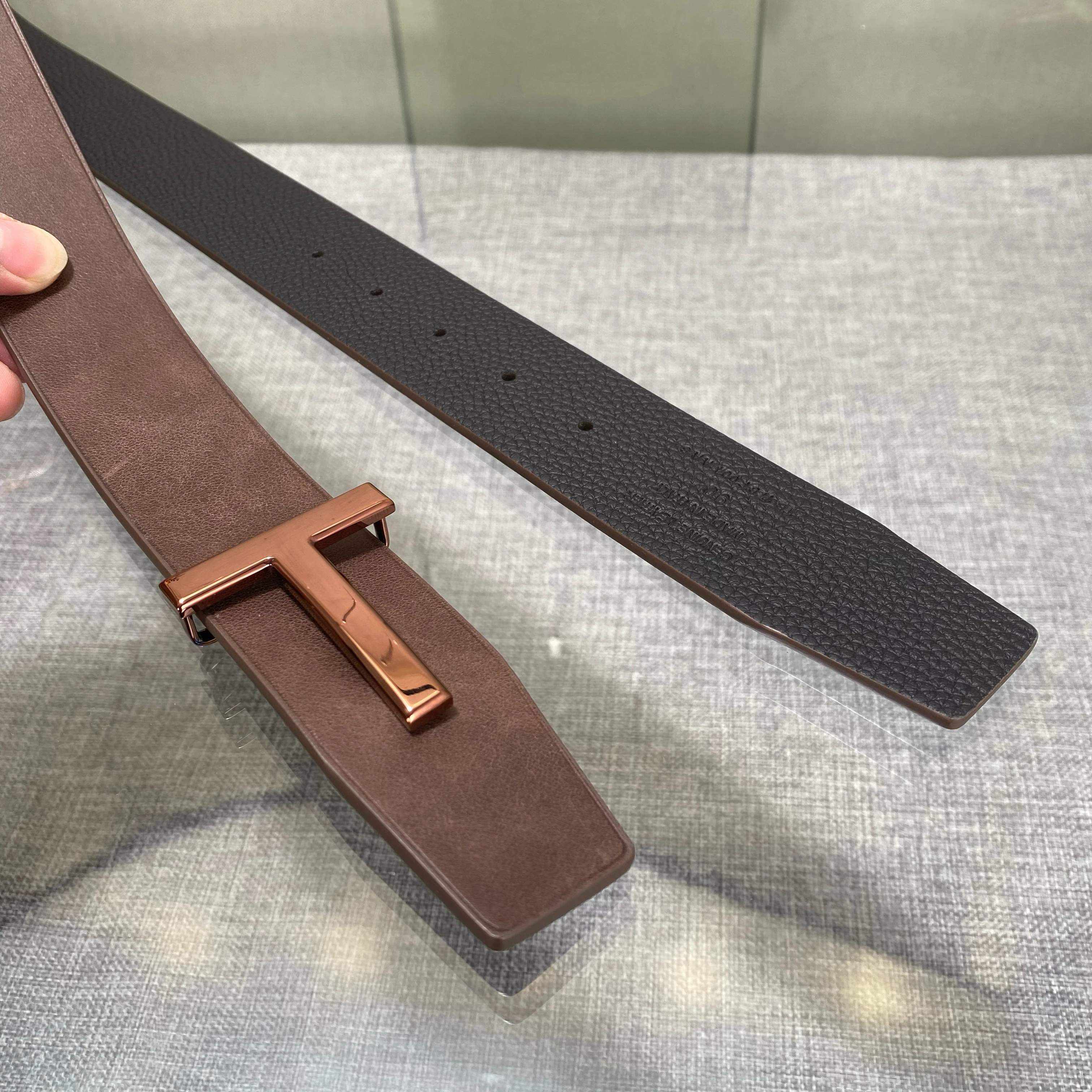Double-Sided Leather Belt with Letter Buckle T-Shaped Men's Fashionable Genuine Leather Belt Stylish Men's Belt Workwear