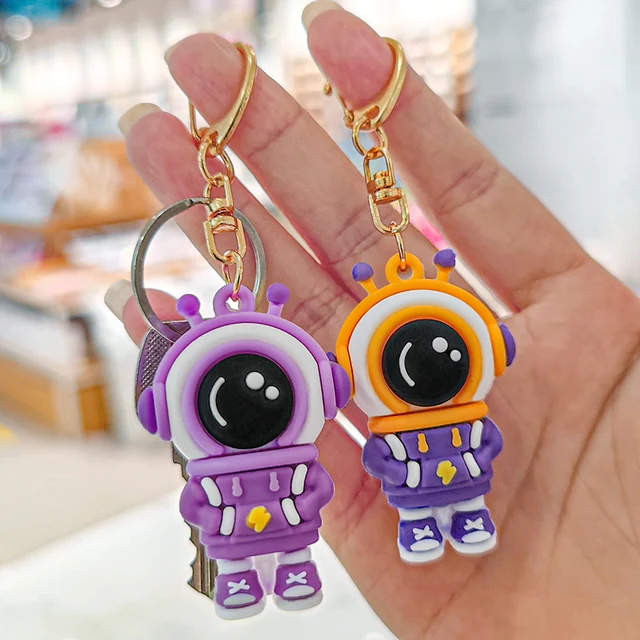 Mini Licht Cartoon Spaceman Keychain PVC Nette Astronaut Puppe  Schlüsselbund Tasche Anhänger Auto Geschenk Spielzeug - AliExpress