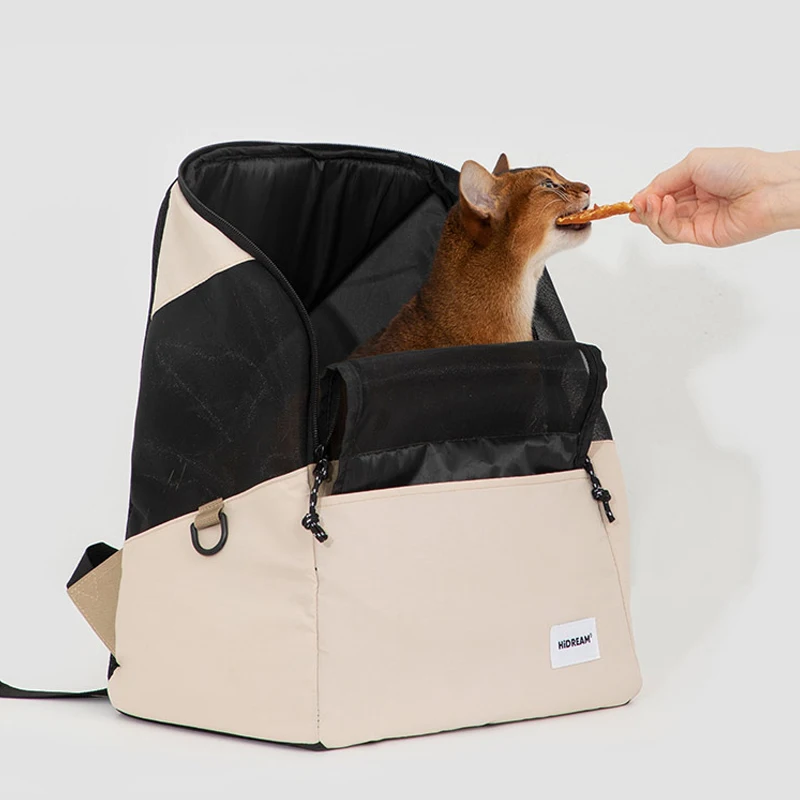 Lightweight Canvas Breathable Pet Backpack Cat Outdoor Portable Bag Outgoing Carrier Bag Travel Backpack For Cats Accessory