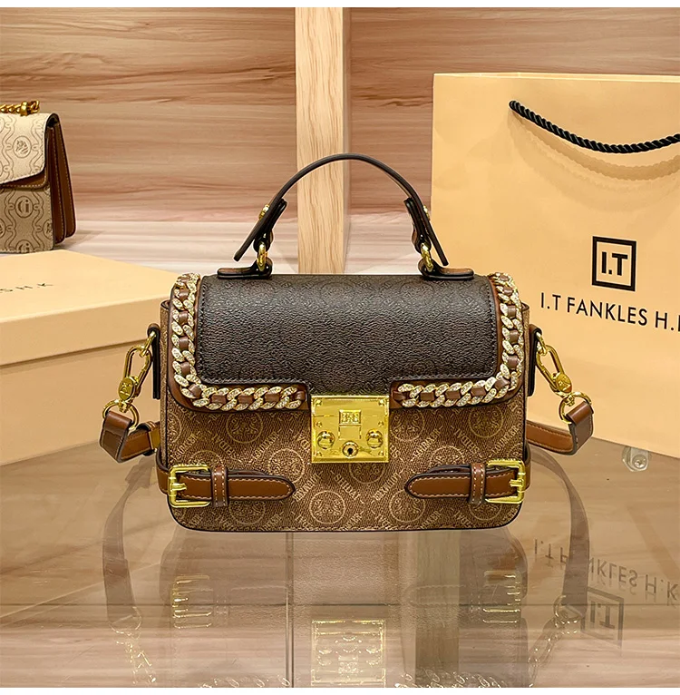 Stylish Autumn/Winter Handbag