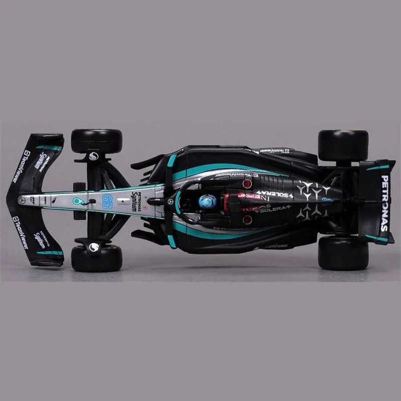 Bburago 1:43 W15 Mercedes-AMG F1 Team Formula Die Cast Car Model Competition vehicles Model Car Racing Toys 44# Hamilton 4