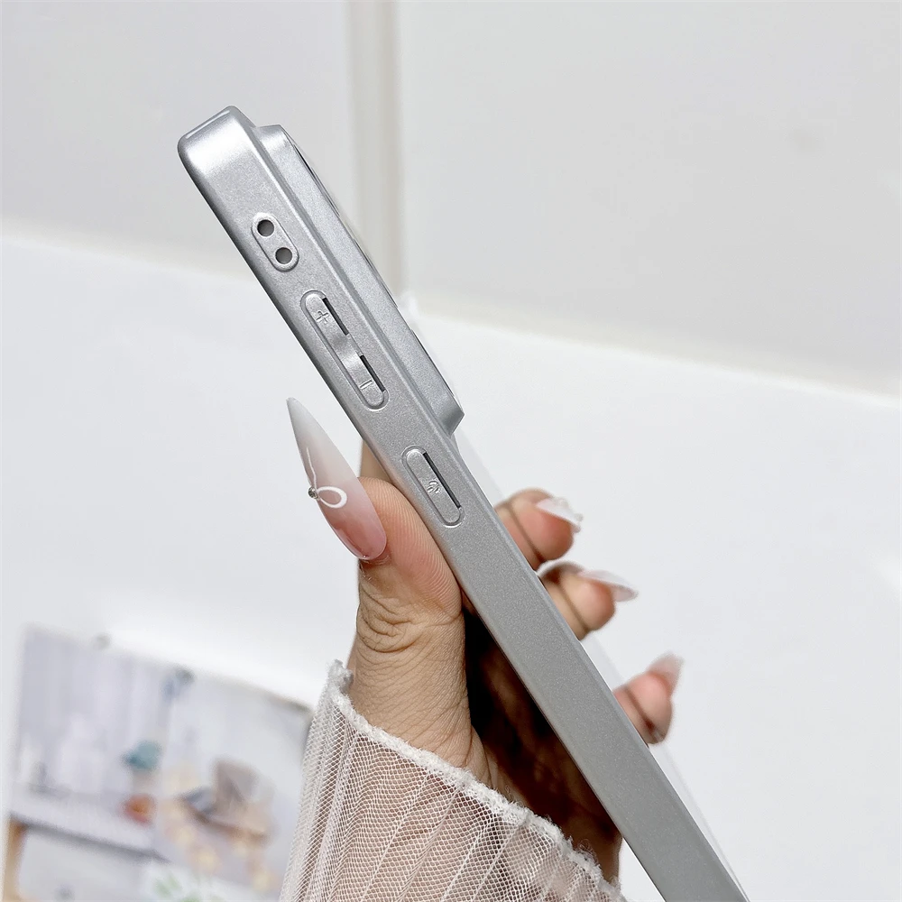 Luxury Silver Makeup Mirror Phone Case with Large Window and Anti-Drop Protection
