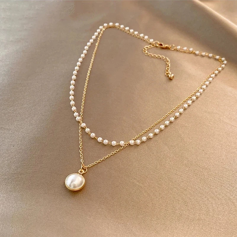 Korean Irregular Baroque Imitation Pearl Necklace for Women Geometric Metal Beads OT Buckle Clavicle Chain Jewelry Party Gifts 