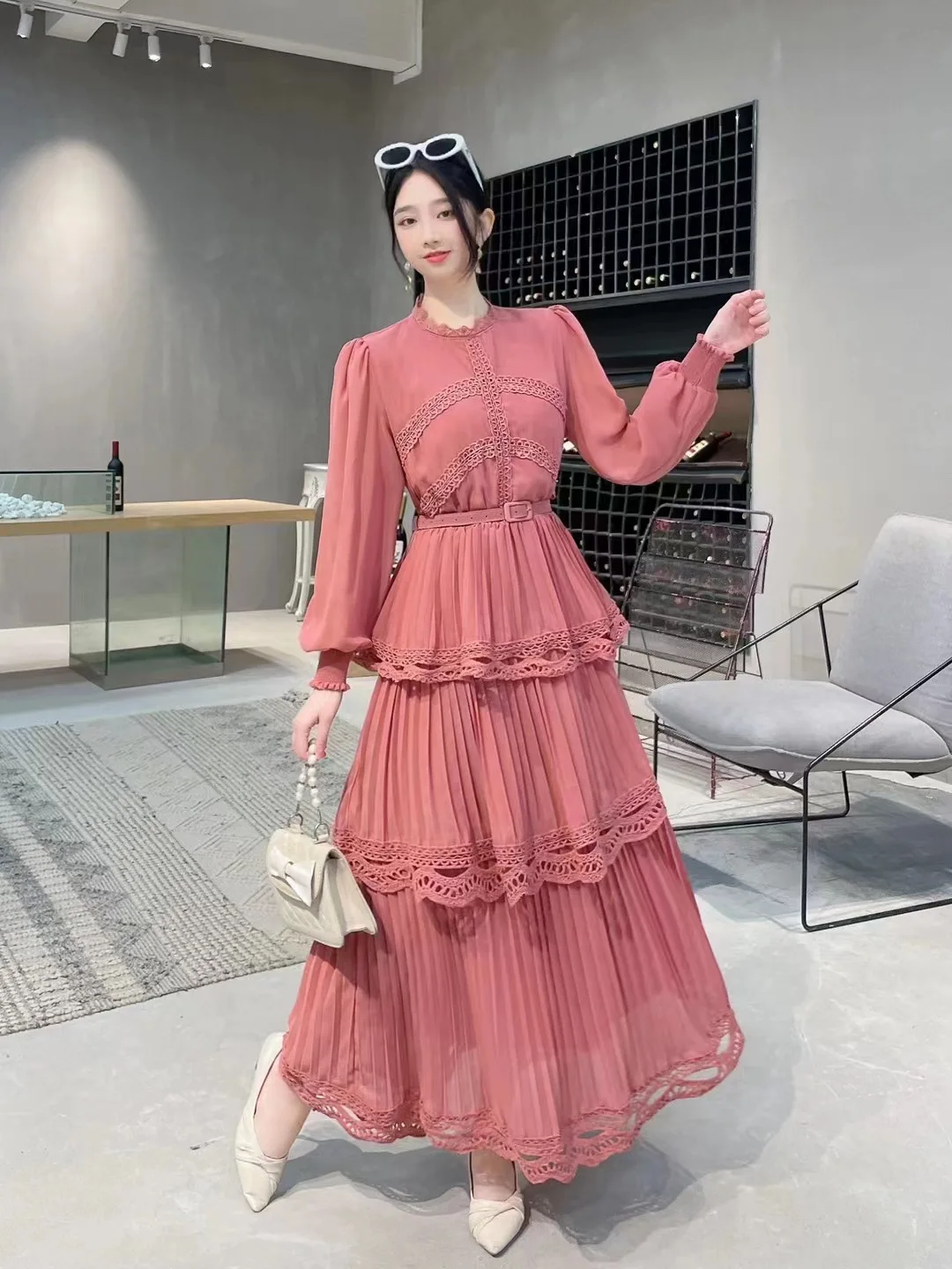 Muslim Turkey New Spring Autumn Women Long Sleeve Slim Long Dress High Quality Lace Patchwork Sweet Pleated Cake Dress