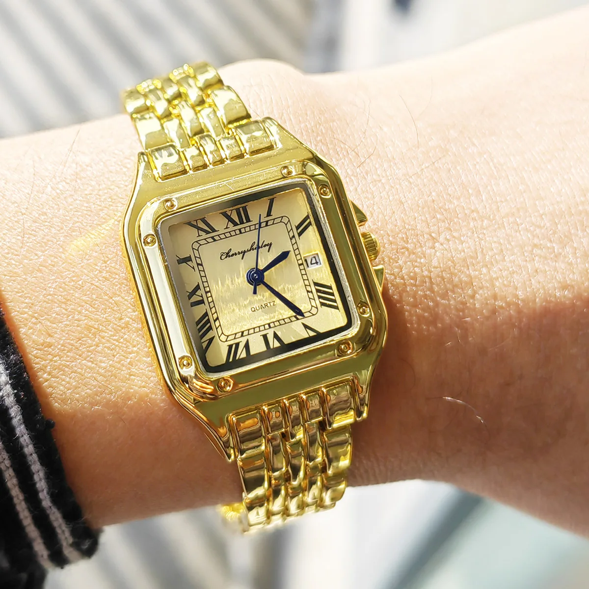 Elegant Square Design Stainless Steel Couple Quartz Watches