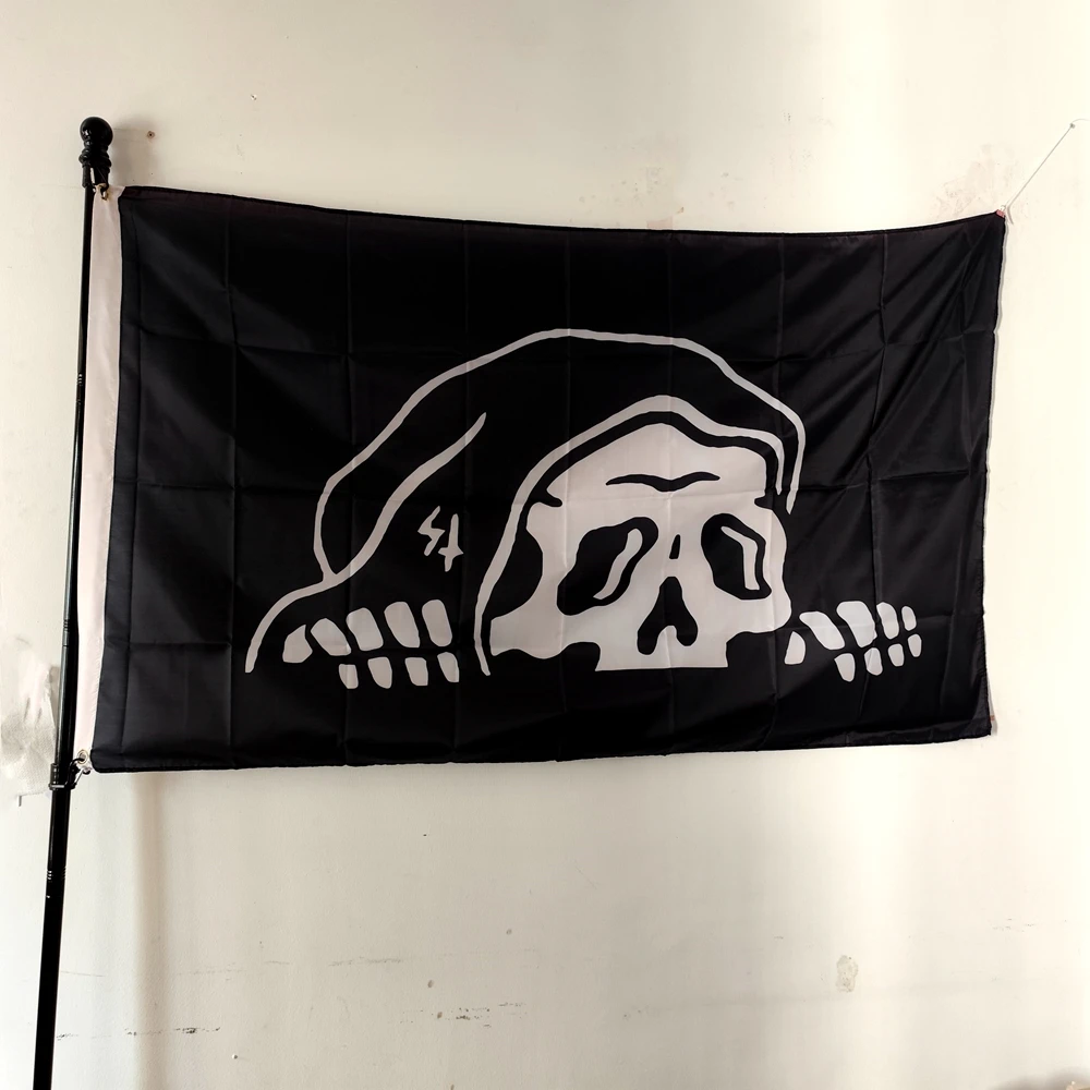 Totenkopf-Piraten-Flagge, Polyester, für draußen und drinnen, Garten, Party-Dekoration, langlebiges Banner, 90 x 150 cm – Detail 1