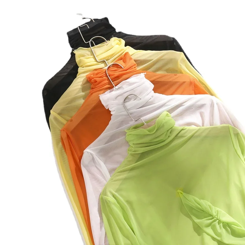 Женская блузка с длинным рукавом