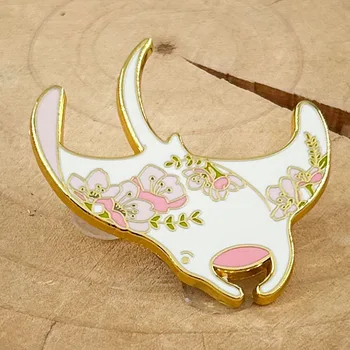Spilla smaltata Manta Ray floreale rosa Spilla con raggi di fiori carini Amante dell'oceano Spilla da bavero Scuba Divers Amanti degli animali Regalo Raccogliere 1