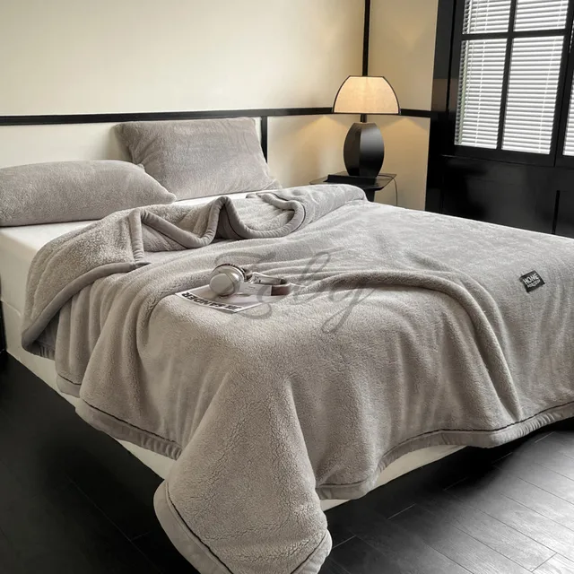 New Grade A Half Sides Fleece Autumn Winter Warmth Blankets Soft Fluffy Keep Warm Sofa Blankets for Throw Napping Shawl Blanket 5