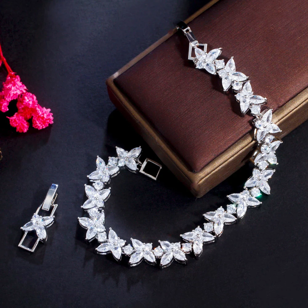 

ThreeGraces Shiny White Cubic Zirconia Silver Color Bridal Wedding Engagement Bracelet for Women Fashion Party Jewelry BR370