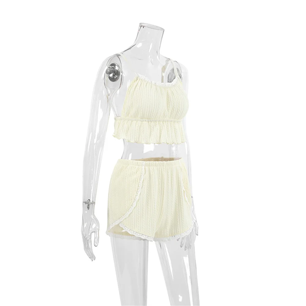 Summer Lounge Styling