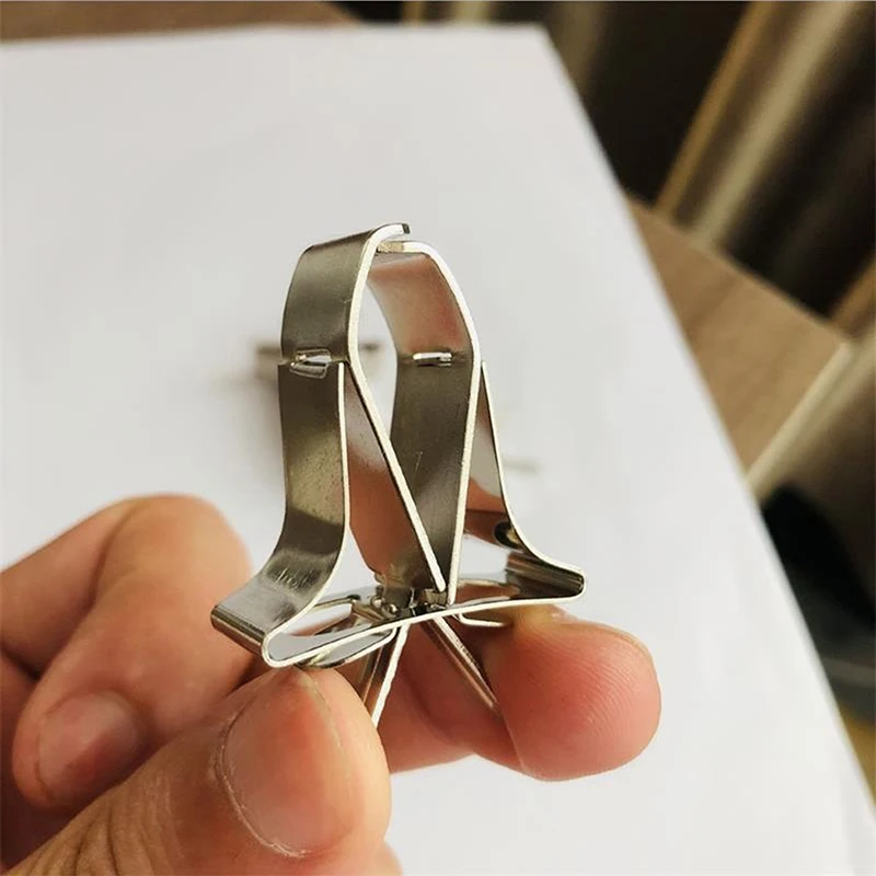 Birds Food Holder Pet Parrot Feeding Fruit Vegtable Clip Feeder Device Pin Clamp 1Pcs parrot feeder bird feeder