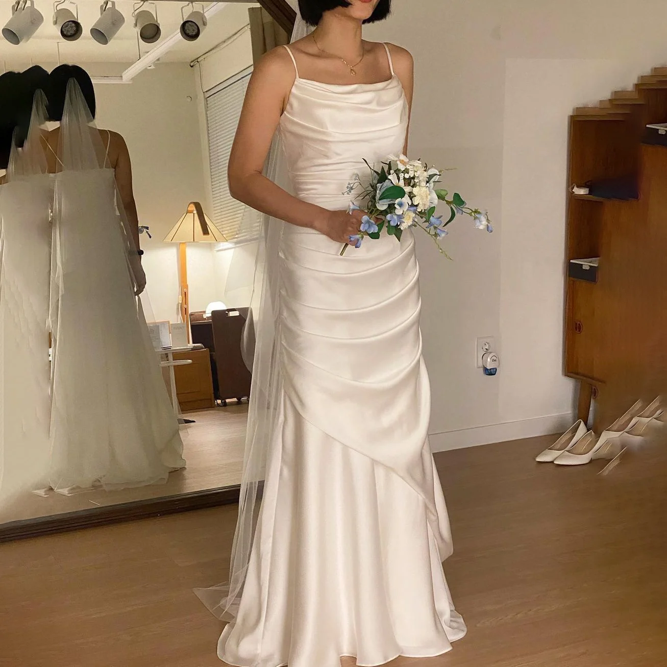 

OEING Strapless Luxury Formal Wedding Dresses Simple Ivory Pleat Sleeveless 프롬드레스 Floor Length Elegant Bride Gowns Party Women
