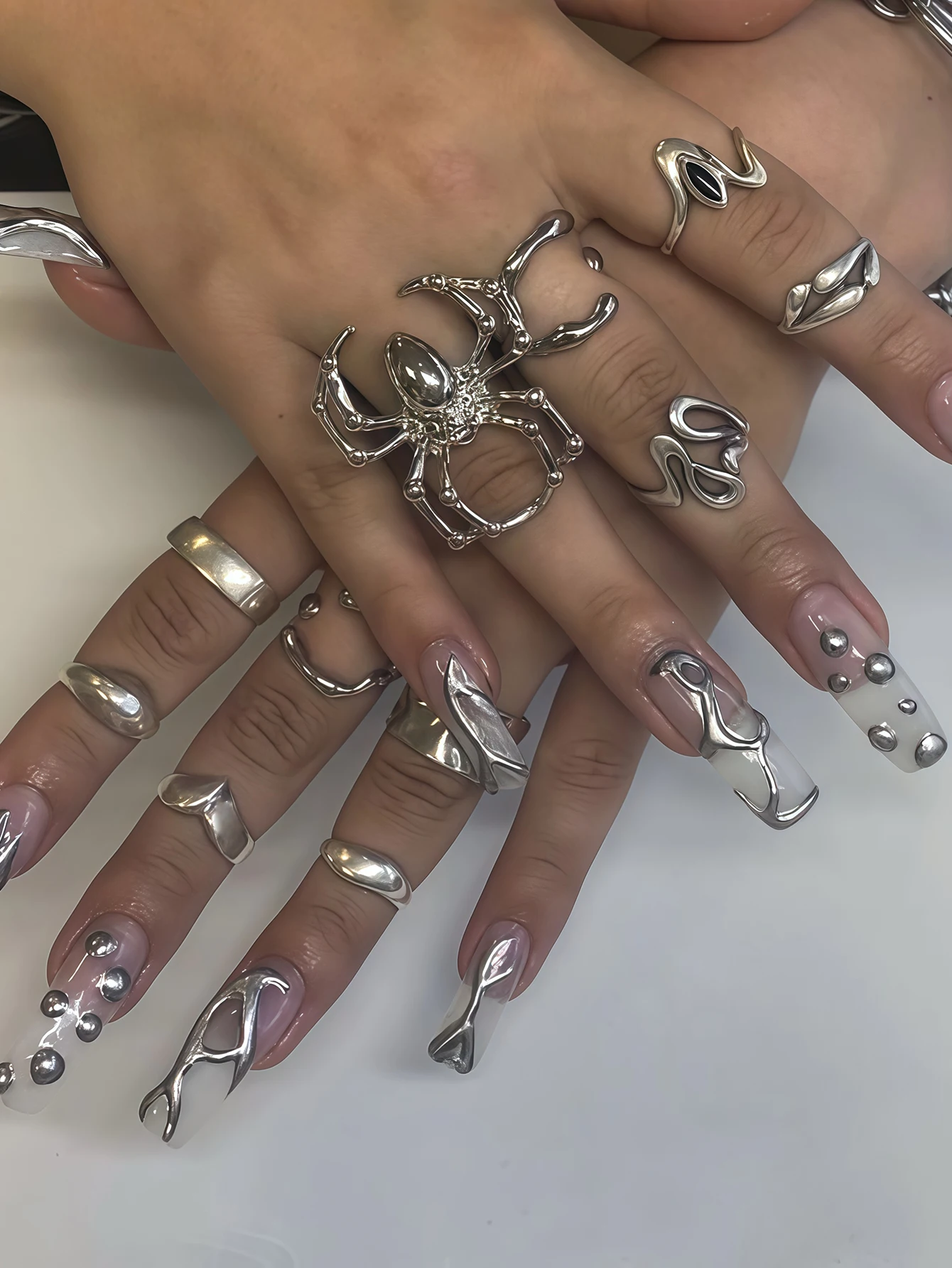 11pcs Asymmetrical Spider Ring Set Exaggerated Stacking Rings for Women