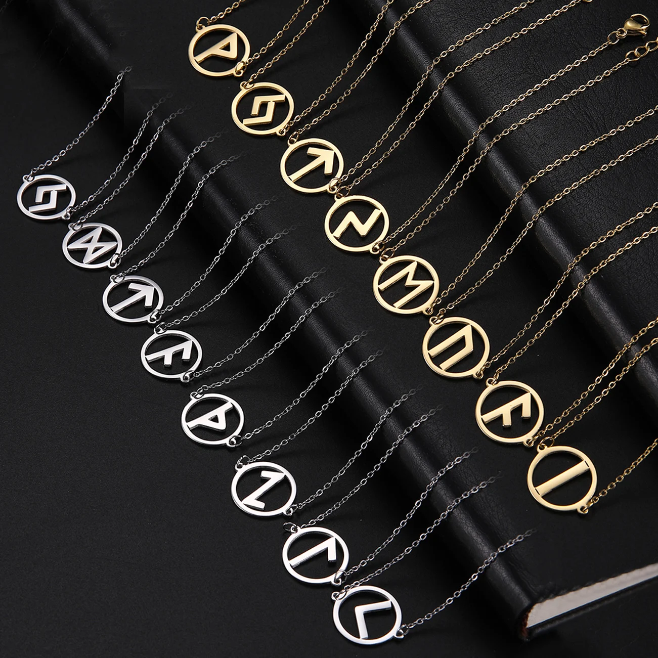 Dawapara The Elder Futhark 24 Runen Halskette Nordischer Glaube Schutz Paar-Halskette Edelstahl Schmuck