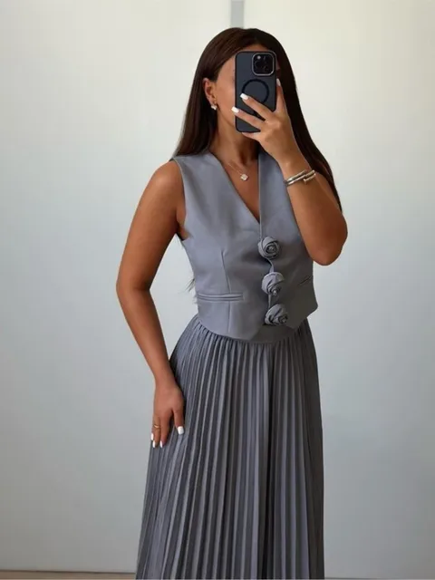 Comfortable Casual Vest Waist Pleated Skirt Set Women's Simple Solid Color Temperament Elegant Sweet Cool Style Two-piece Set 5