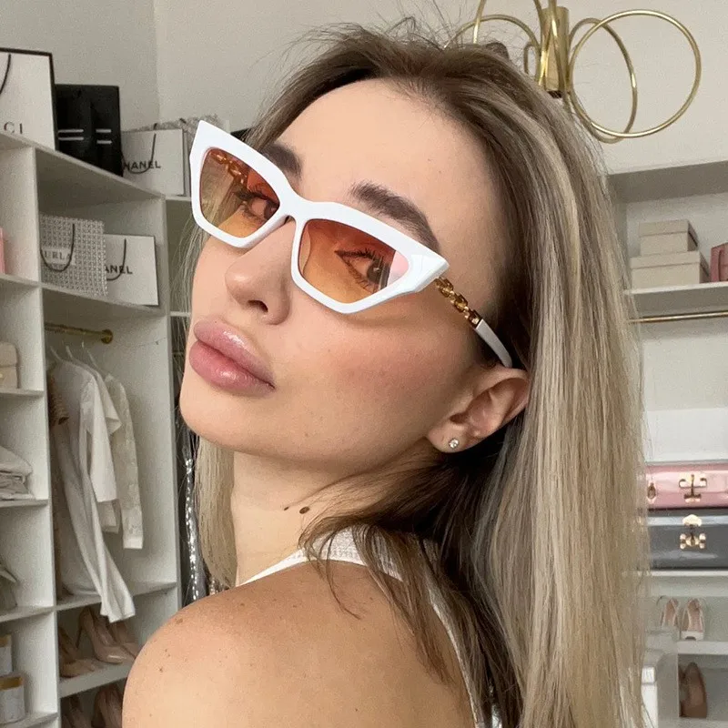 

2024 New Cat Eye Triangle Chain Women's Sunglasses Fashionable and Personalized Chain Mirror Legs Sunglasses Light Luxury Brand