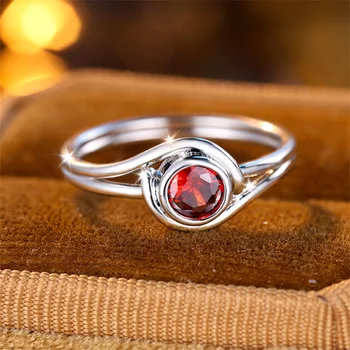 Female Vintage Round Red Stone Rings For Women Silver Color Metal Minimalist Promise Engagement Wedding Bands Birthday Jewelry