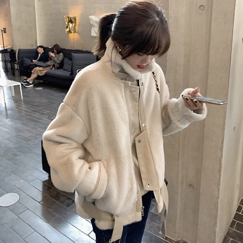 

Lamb hair coat for women's spring, autumn and winter 2023, new Korean version loose short motorcycle suit, thickened mink wool t