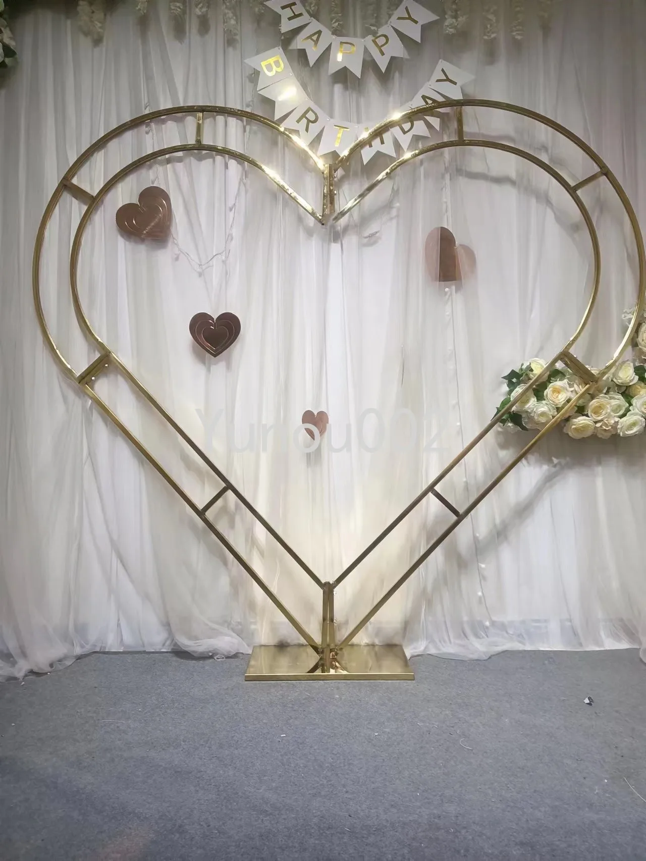 

Gold Wedding Big Love Arch Decoration Shiny