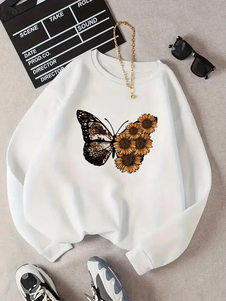 

Print Pullovers Fashion Long Sleeve O-neck Clothing Female Leopard Butterfly Trend 90s Sweet Women Fleece Graphic Sweatshirts