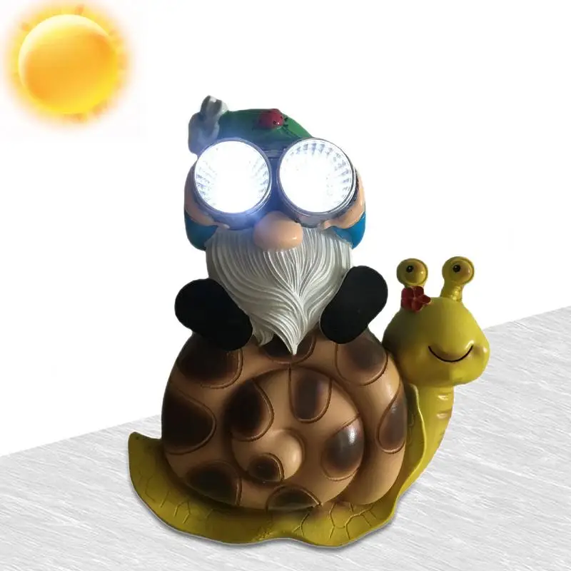 Garden Gnomes Decorative Light Weatherproof Solar Lighted Decor Made Of Resin Gnome Snail Statue Charges During The Day And
