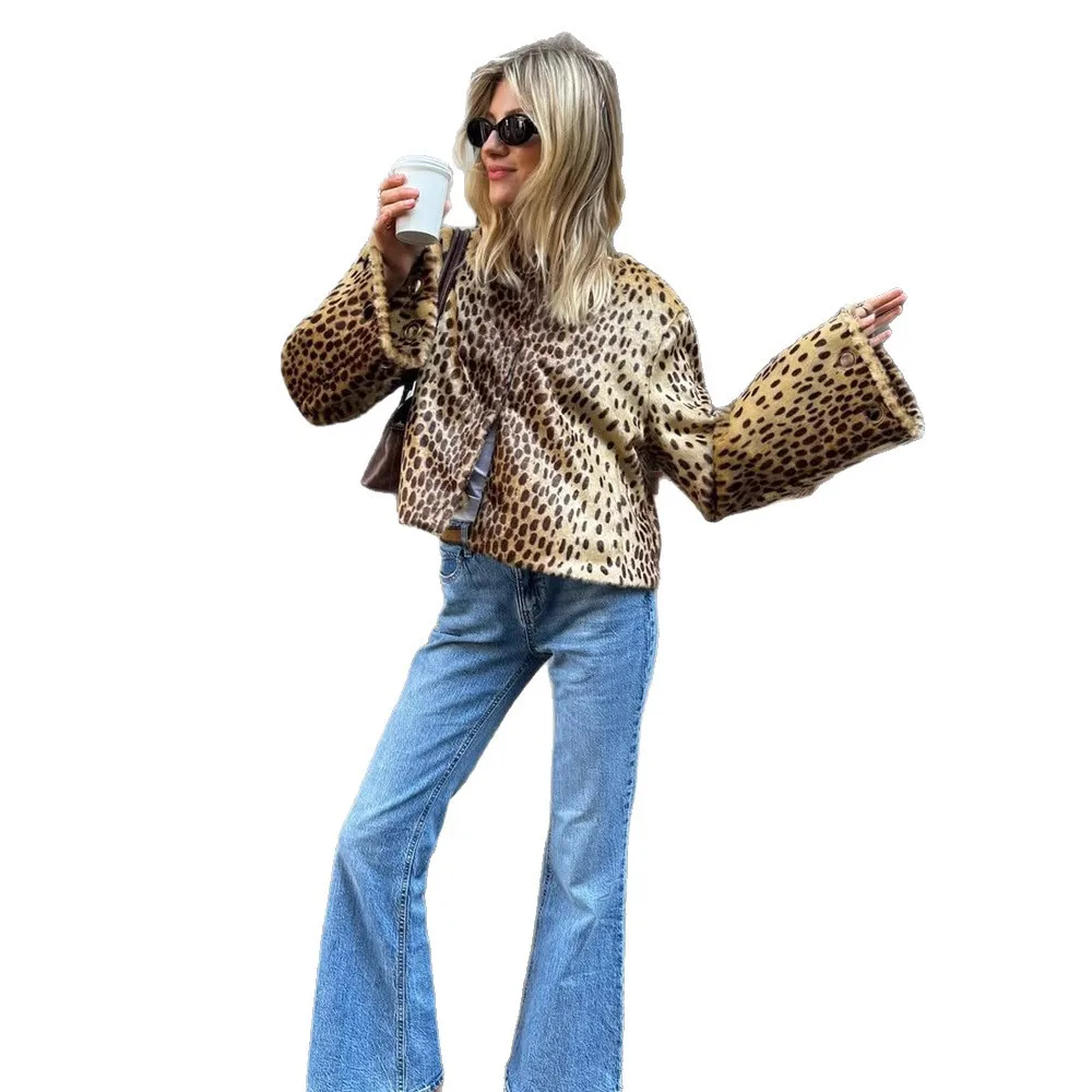 New Outerwear Women's Winter Jacket Fashionable Casual Style Warm Leopard Print Short Jacket Women 2025 Autumn Winter New Style - 6