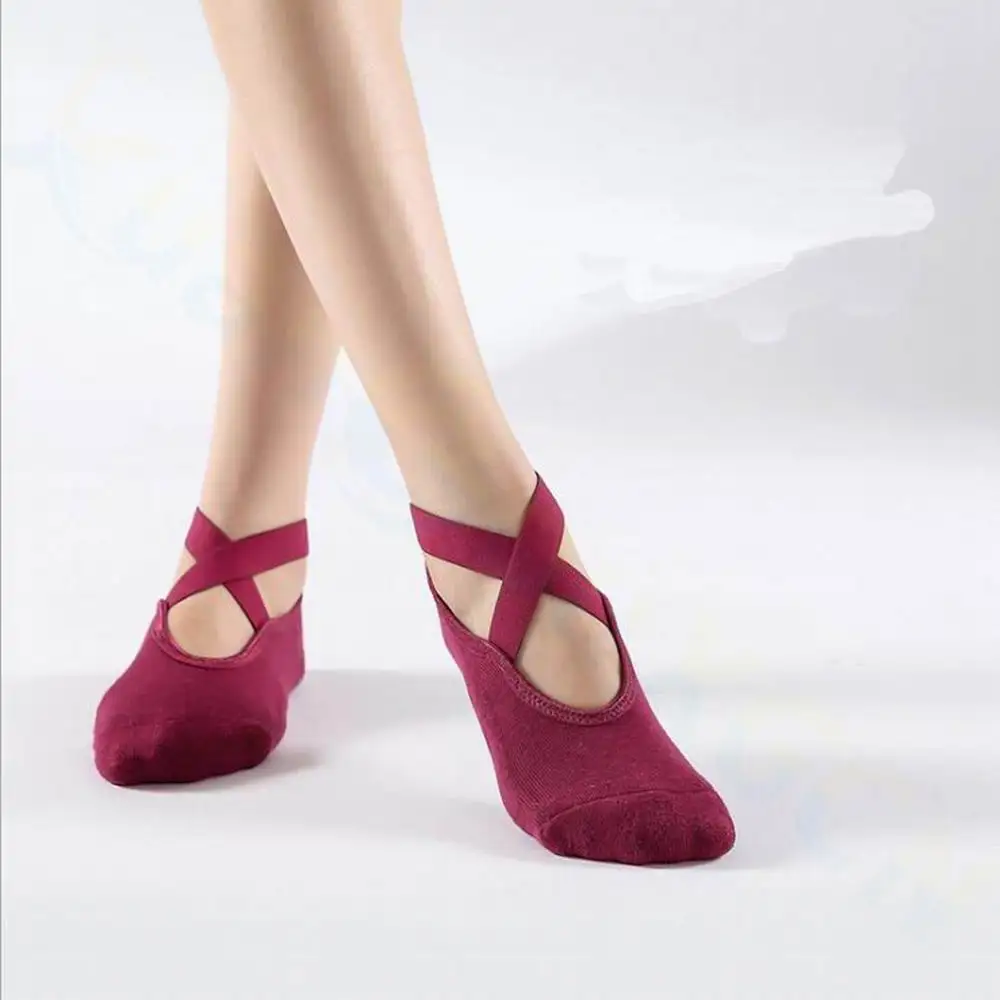Yoga Socks for Women Non-Slip Grips & Straps, Bandage Cotton Sock, Ideal for Pilates Pure Barre Ballet Dance Barefoot Workout
