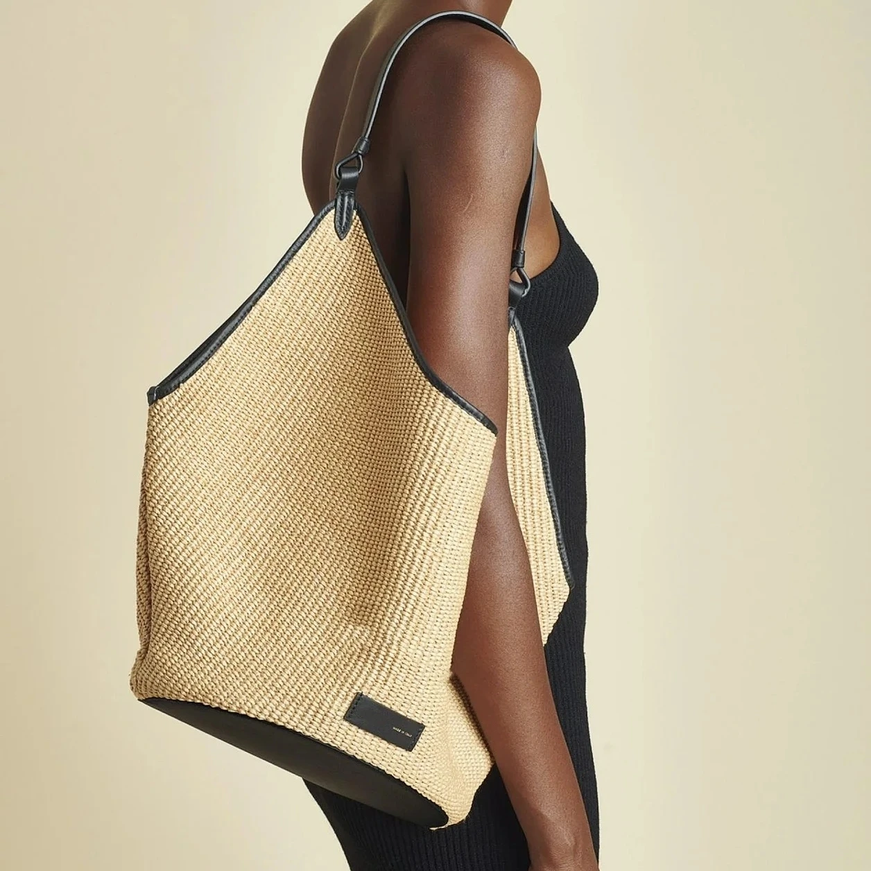 Niche Designer 2024 New Lafite Grass Woven Shoulder Bag for Women's Large Capacity Vacation Beach Handbag Grass Woven Bucket Bag