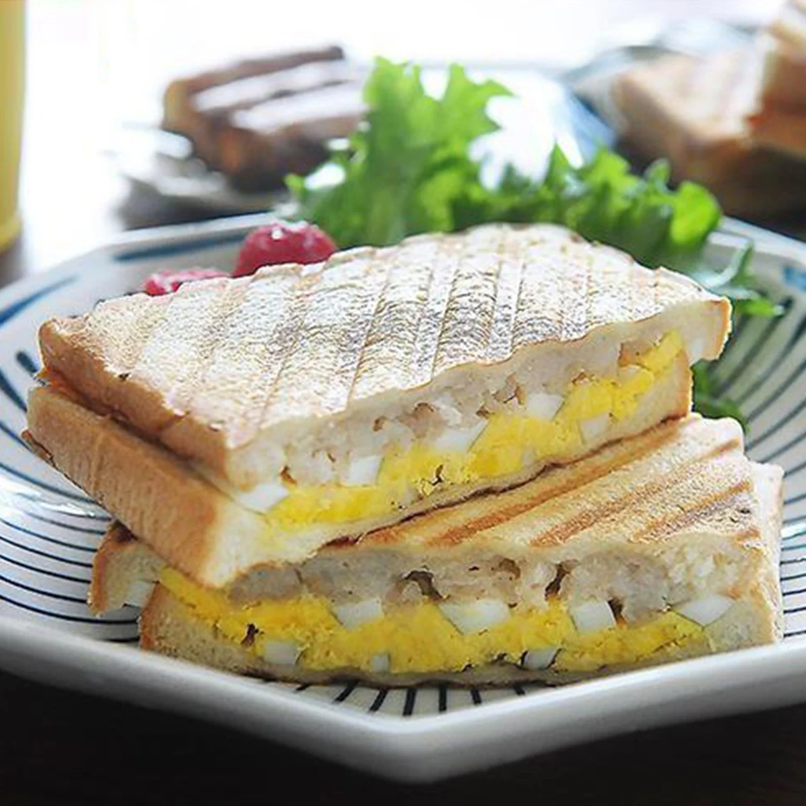 New NEW Sandwich Maker Non-stick Grilled Panini Maker With Insulated Handle Hot Sandwich Making Machine Kitchen Tools
