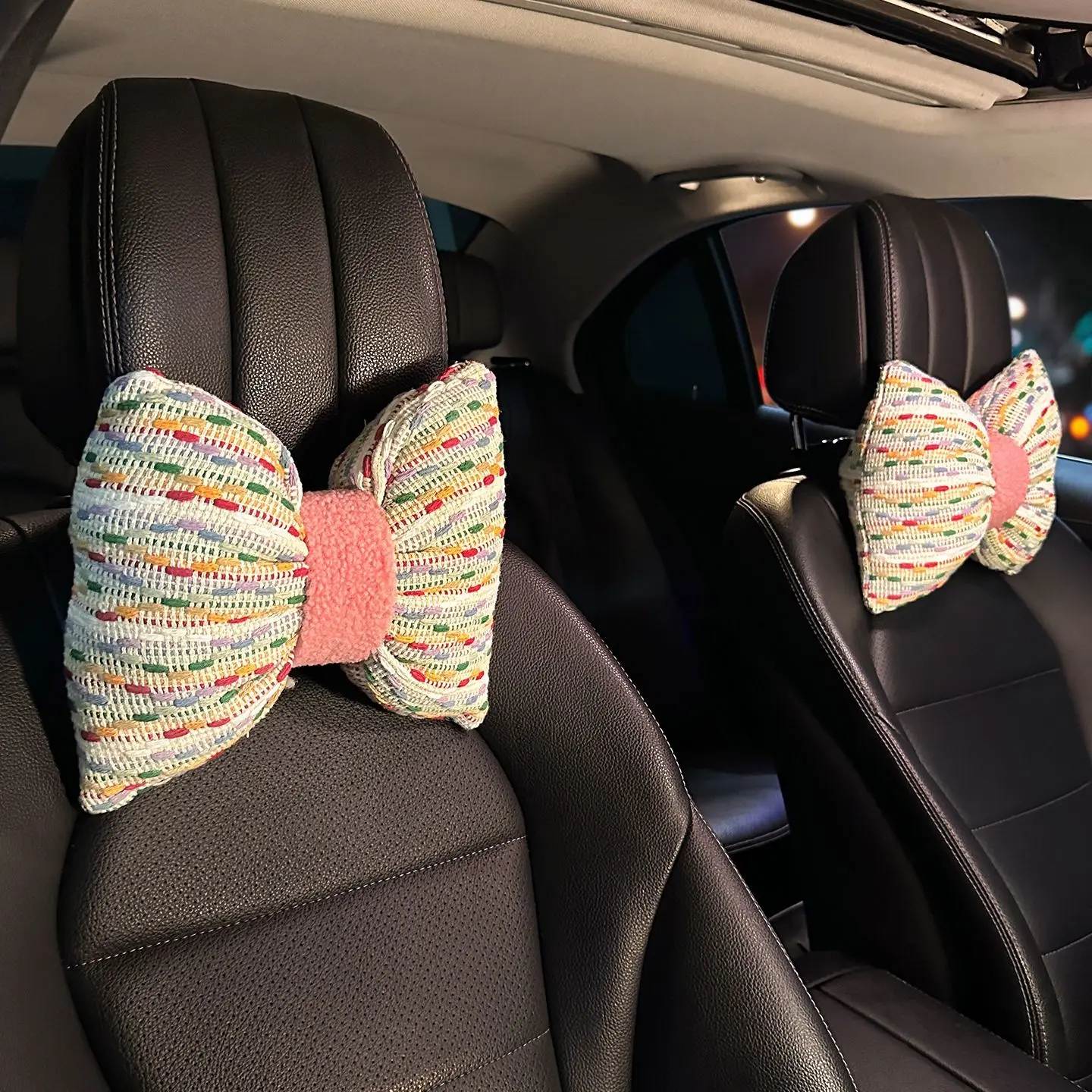 Bowknot 베개 자동차 좌석 목 받침 베개 자동차 머리 받침 목 쿠션 베개 여성을위한 핑크 자동차 액세서리 자동차 액세서리