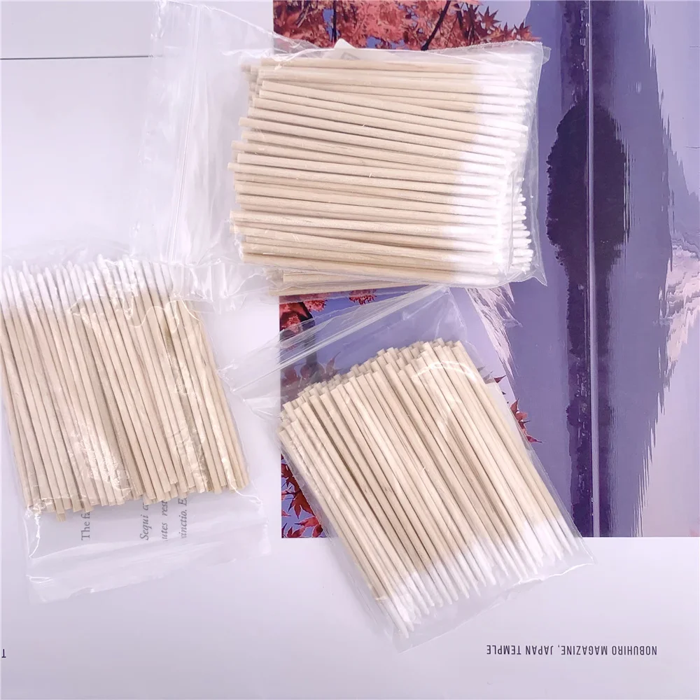 Disposable Cotton Swabs 300pcs Ultra-small Lint Free Micro Brushes Wood Eyelash Extension Glue Removing Tools