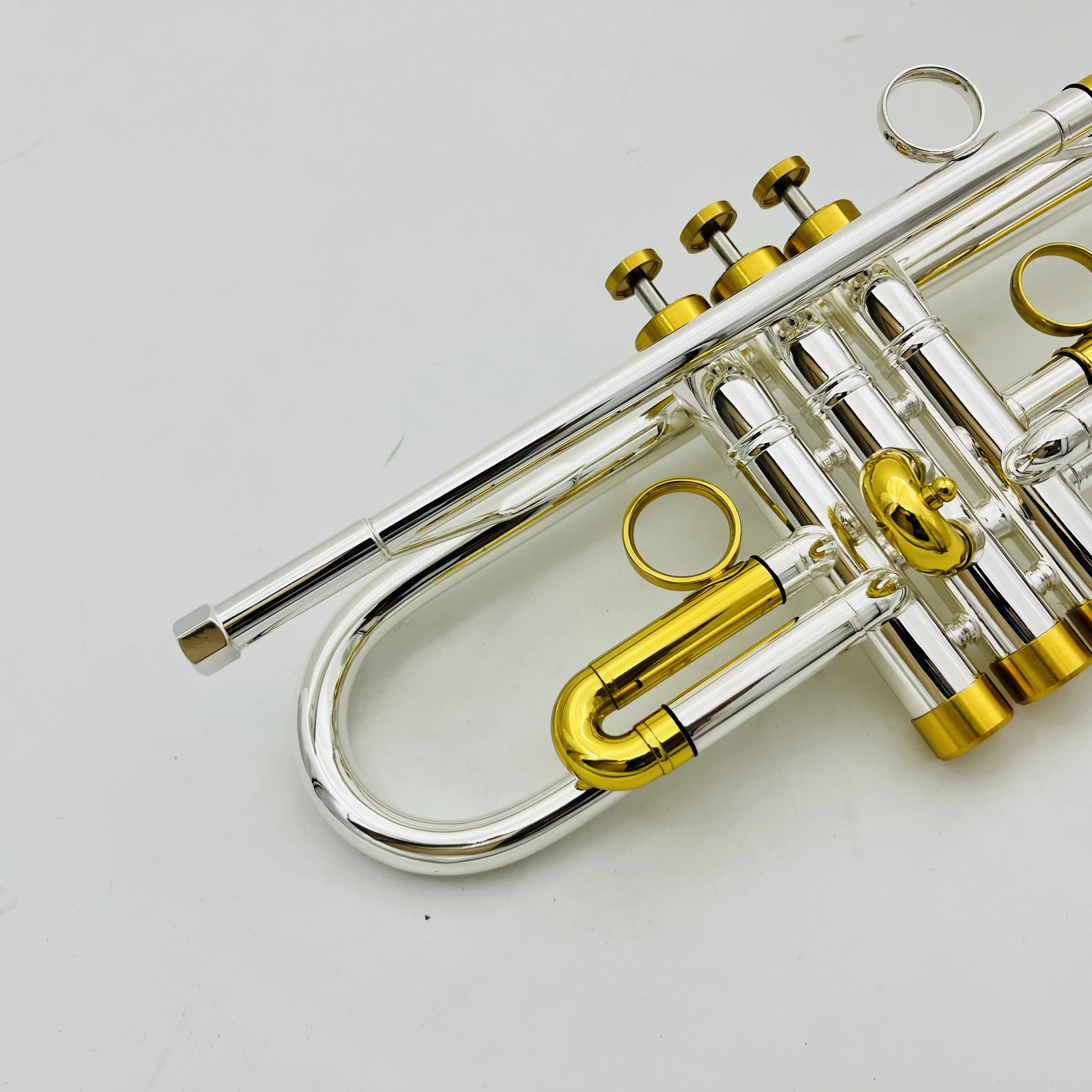 Real Pictures Bb Tune Trumpet Sliver Brass Plated Professional Brass Instrument With Case Accessories