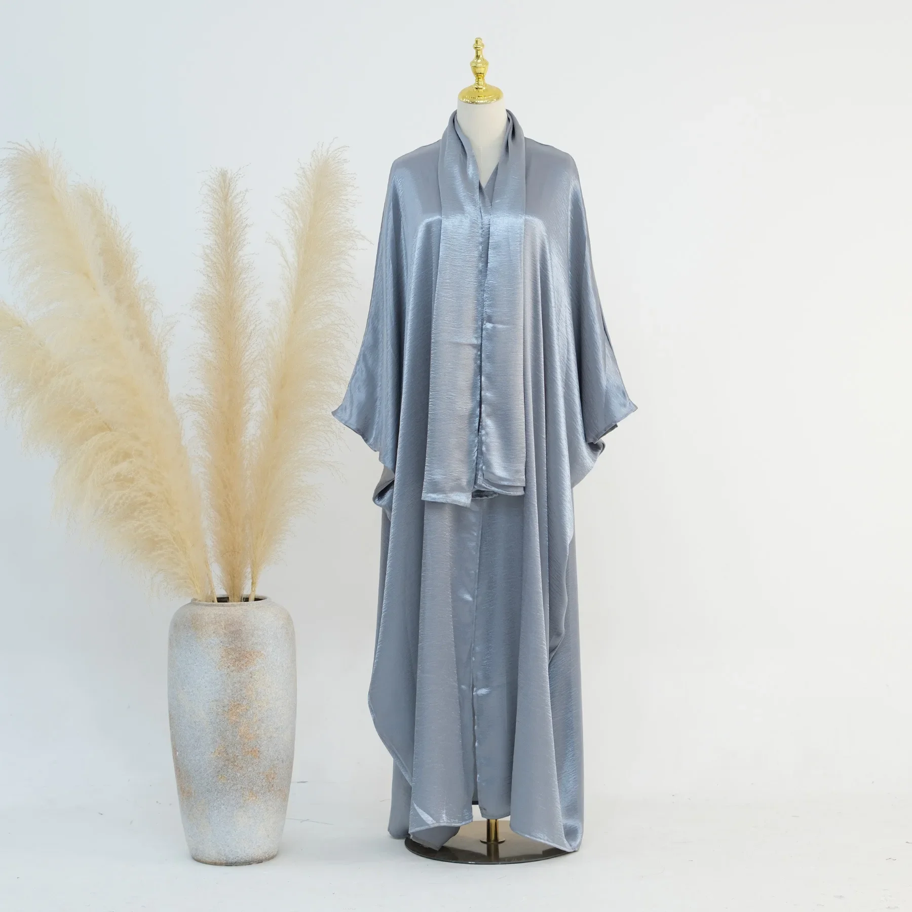 Gray scarf Abaya