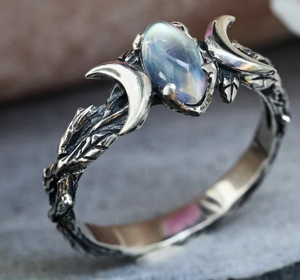 

New European and American alloy double moon geometric moonlight gemstone ring
