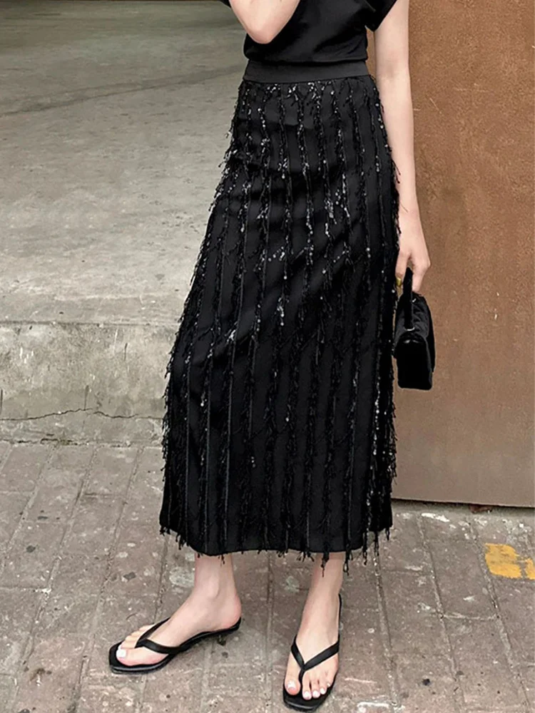 

2023 Spring New Fashion This Year's Popular Niche Design Sense French Hepburn Style Black Sequin Tassel Halflength Dress for
