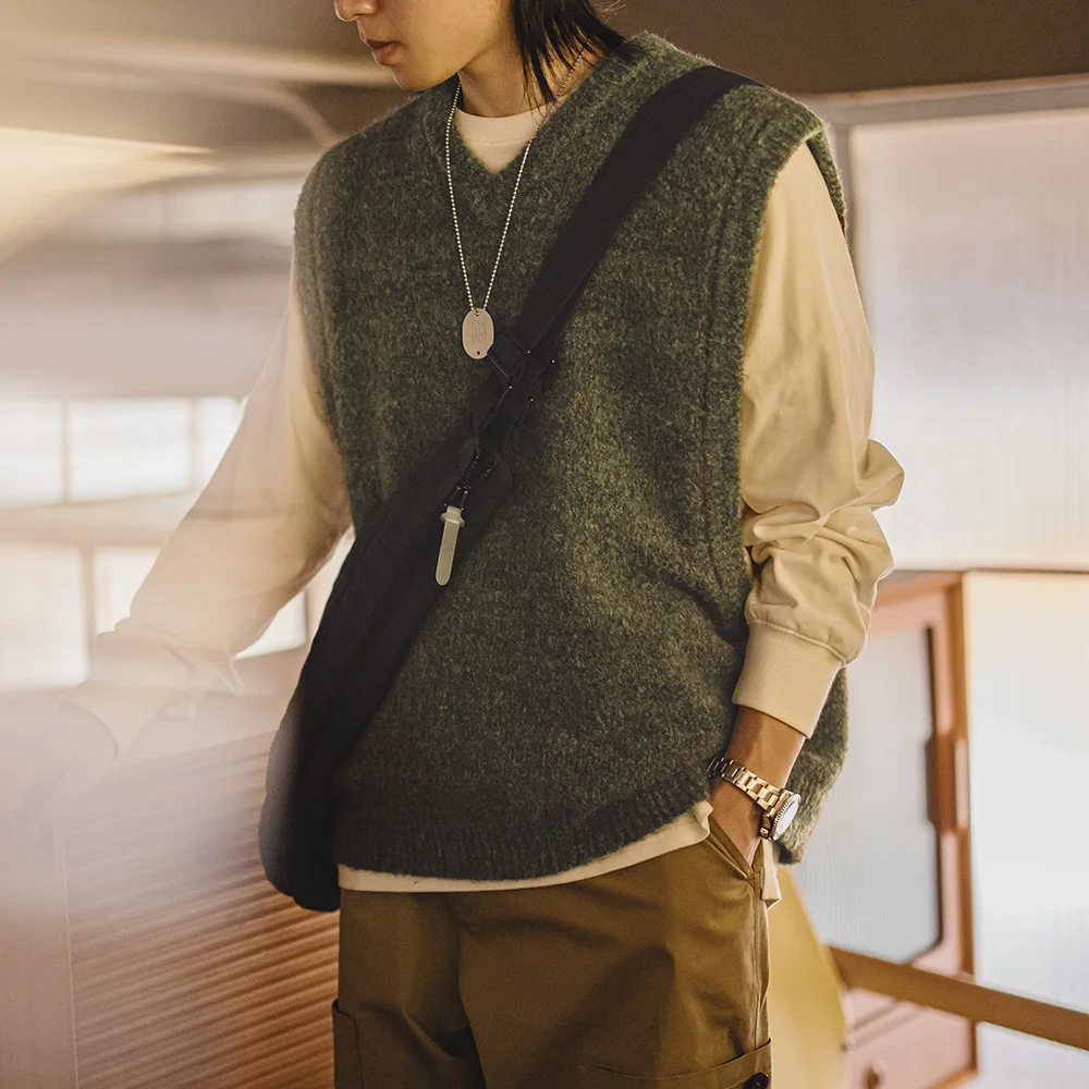 Maden Retro Knitted V-neck Men Sweater Vest For Fall Winter men sweater vests mens knitted vest