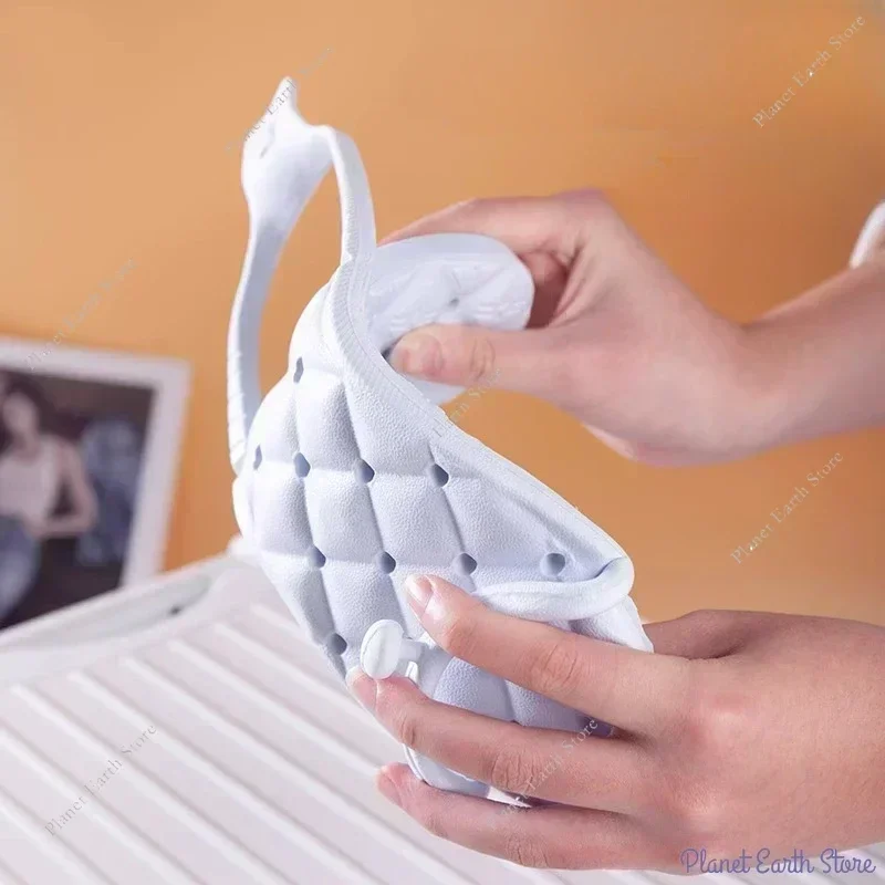 New Travel Portable Folding Slippers for Men Women Solid Color Lightweight Nonslip Flip-Flops Removable Soft Home Slippers