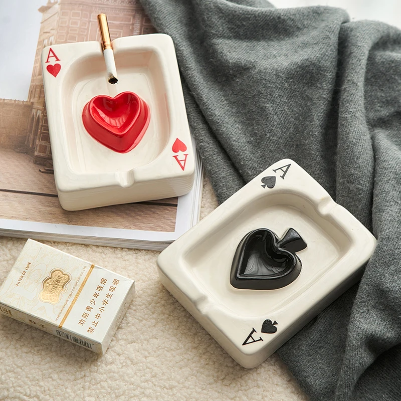 Playing Card Ashtray Home Decoration Modern Meeting Room Desk Ornaments Simple Smoking Accessories Decorative Ash Tray