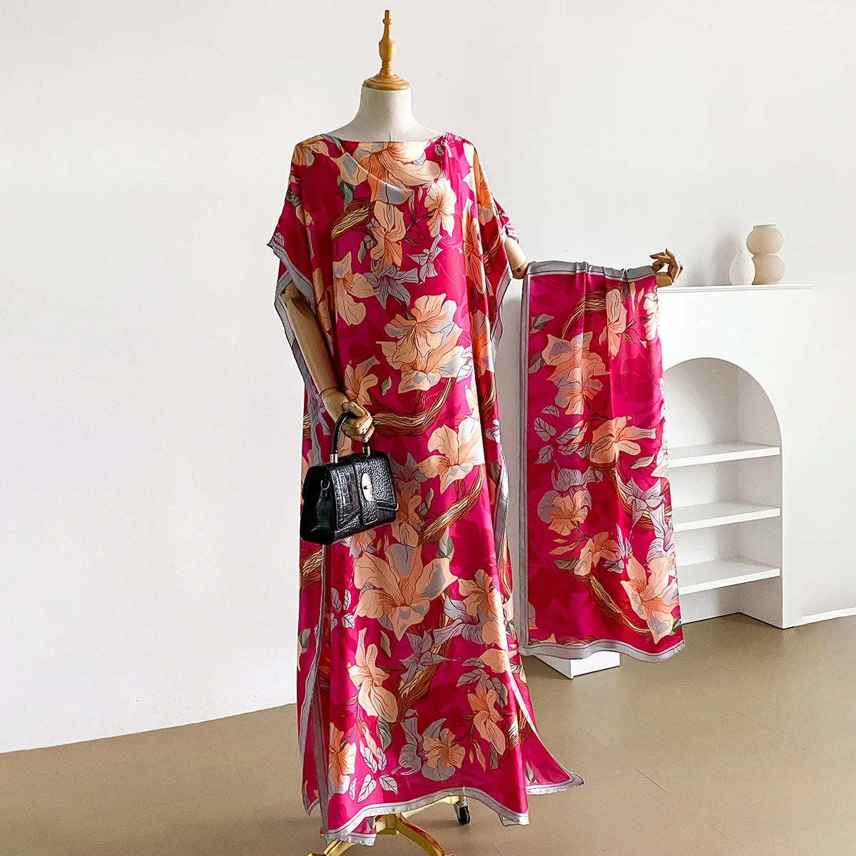 New 2025 Dubai Abaya For Women Summer Short Sleeve Cotton Dress Gold Stamping Loose Lady Maxi Islam African Dress With Big Scarf