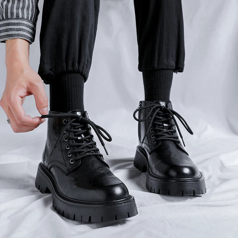 British style thick soled mid-top fashion short four seasons models Martin boots