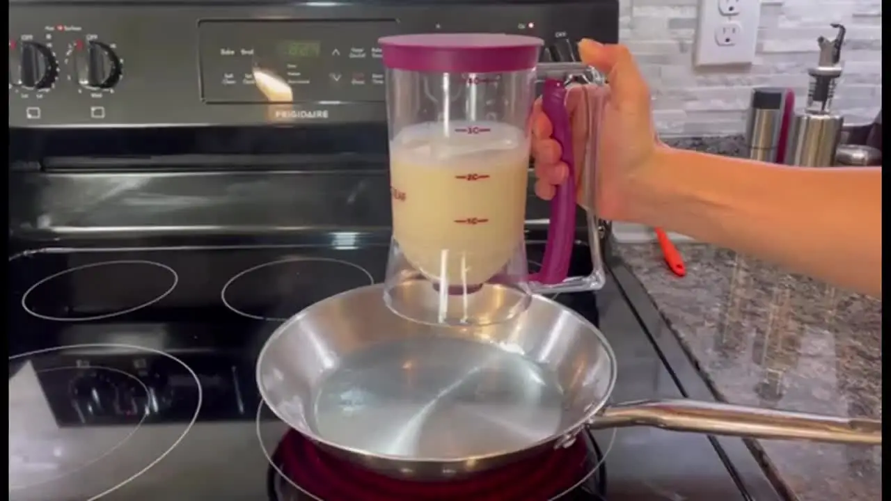 Separador de masa de 900ML, dispensador de crema para panqueques y magdalenas, gofres de galletas de mano, herramientas para hornear, taza medidora, suministros de cocina