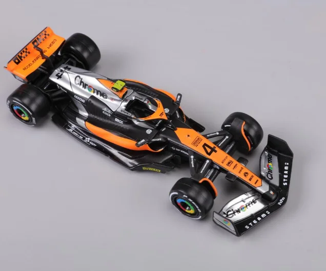 

Bburago 1:43 2023 F1 McLaren MCL60 #4 Lando Norris Model Car NEW IN BOX