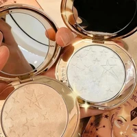 Charlotte Tilbury Poudre fixante lissante pour la peau, Fond de teint liquide compact, Flacon super finition, Contrôle du sébum, Embellisseur de la peau 5
