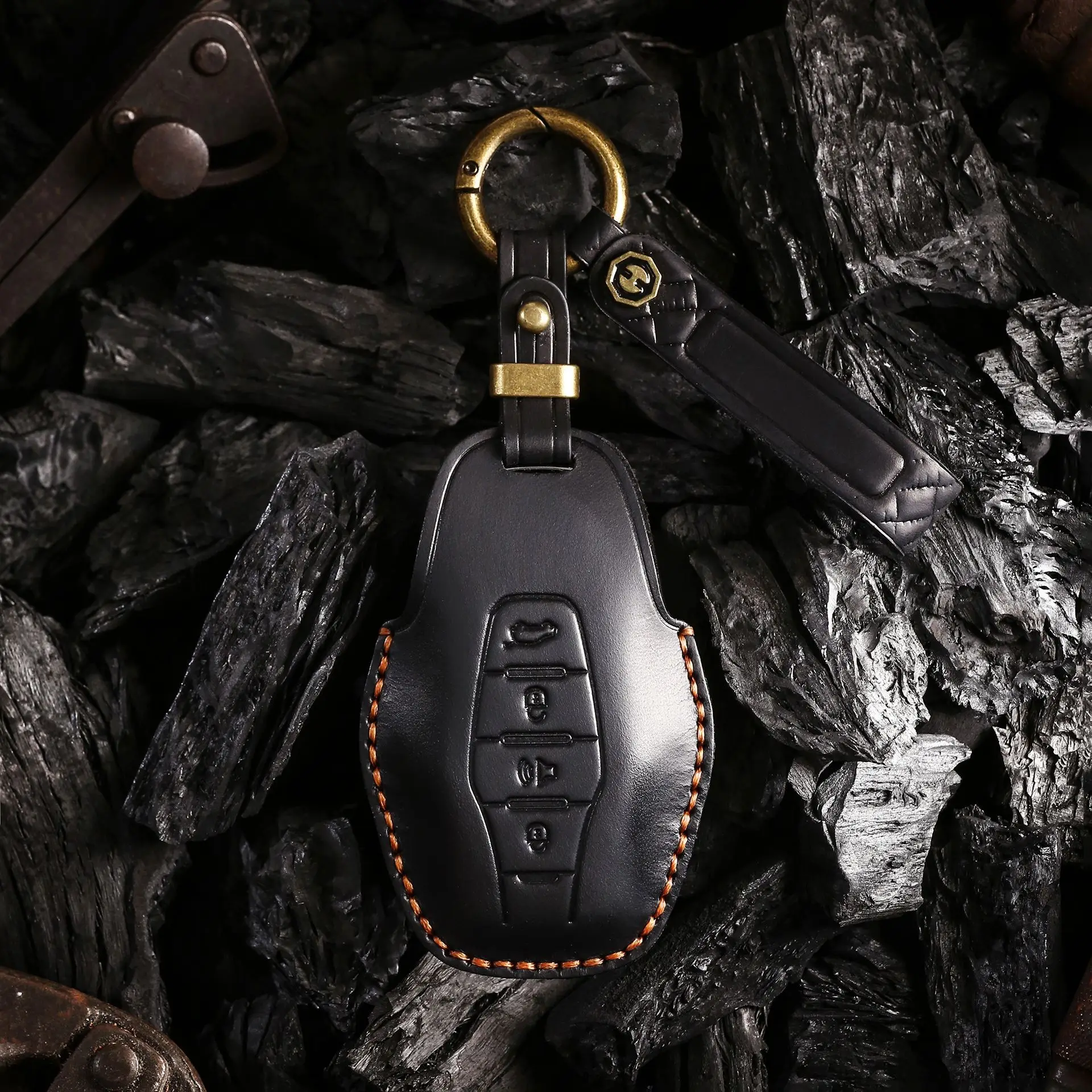 Handmade Genuine Leather Jetour Key Cover, Vintage Style with Full Protection, 4-Button Design