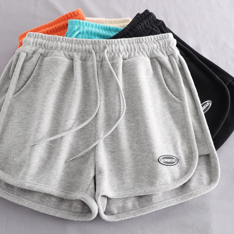 Summer Comfortable Casual Sports Shorts Women's Summer Loose Home Sleeping Pants Wear Large Pocket Shorts Outside