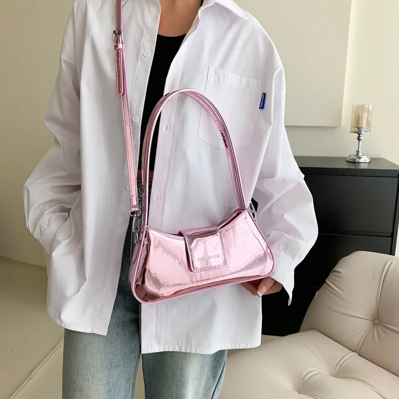 2023 Niche Shoulder Bag Design Premium Texture Patent Leather Sweet Cool Spice Girl Style Bags Color Variety Casual Versatile