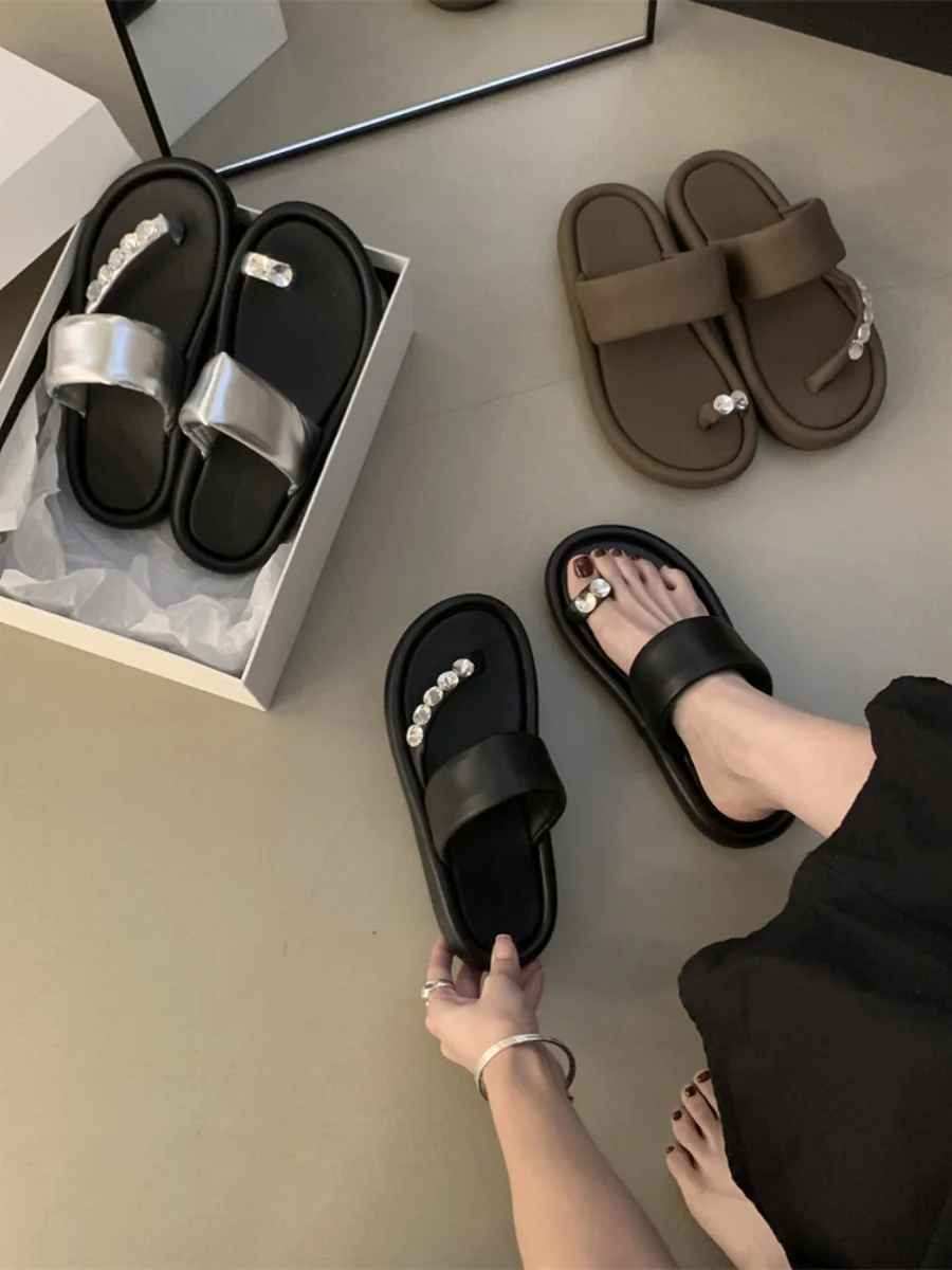 

Beach Shoes Ladies' Slippers Slipers Women Glitter Slides Rubber Flip Flops Low Fashion Sabot 2024 Flat Jelly Hawaiian Luxury Ho
