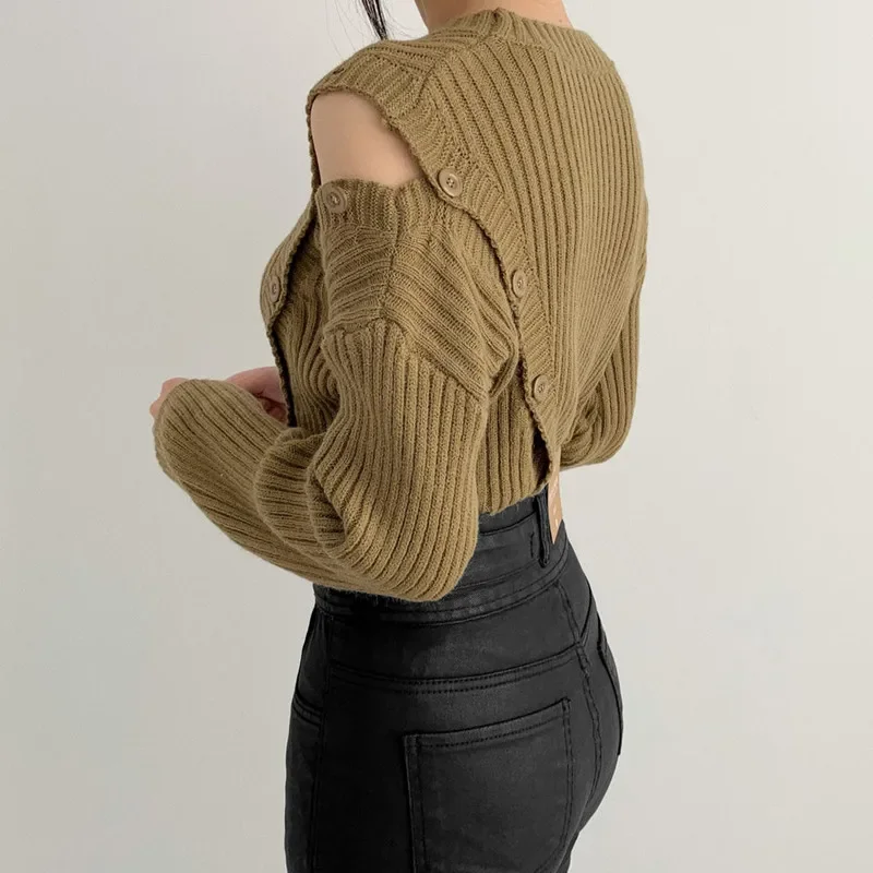 

Осенний Модный корейский женский свитер с круглым вырезом 2022 элегантный маленький сексуальный вязаный свитер на пуговицах с открытыми плечами и длинным рукавом для женщин
